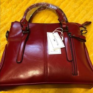 Nicole & Doris red purse